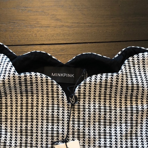 Top - Picture 2 of 3